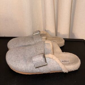 Jcrew slides 6.5